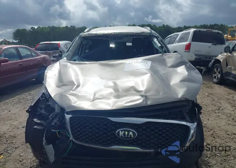 2017 Kia Sorento 2.4L Lx из США, поврежденный, VIN 5XYPG4A37HG212538